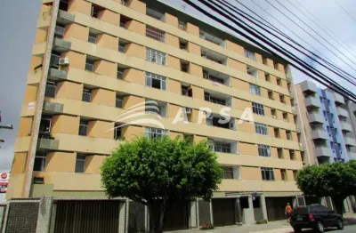 Apartamento tres quartos muito bem localizado na ponta verde. o edificio morada tropical fica na rua