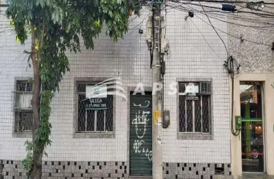 Casa comercial para alugar na tijuca. excelente oportunidade pra você montar seu negócio em uma loca