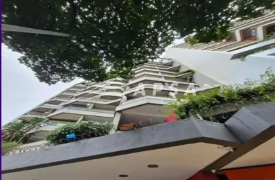 No coração pulsante de vila isabel, sua oportunidade de ter um espaço comercial privilegiado acaba d
