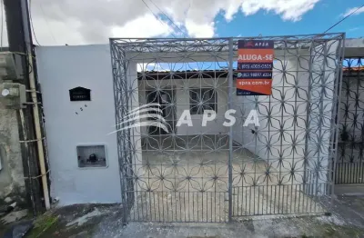 Casa plana com garagem, 02 quartos, cozinha e area de serviço .