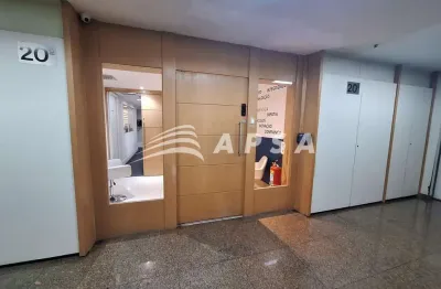 Apresentamos um andar comercial de 280m² para aluguel, perfeito para empresas que buscam estrutura,