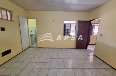 Apartamento na parangaba com 1 suíte, sala de estar e cozinha funcional com balcão. situado no prime