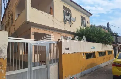 Excelente apartamento 2 quartos no pechincha.  venha conhecer esse charmoso apartamento térreo em po