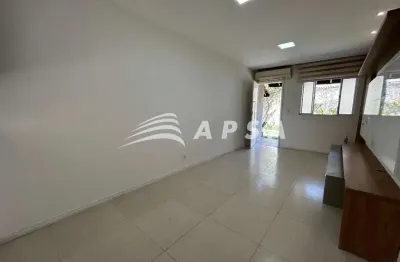 Maravilhosa casa duplex, em jacarepaguá, para locação. são 120m², muito bem distribuídos em espaçosa