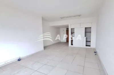 Sala comercial no centro do rio, está disponível uma sala comercial ampla, ideal para quem busca pra