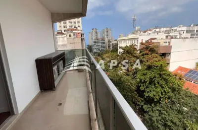 Localização estratégica no leblon: próximo à praia do leblon e à lagoa rodrigo de freitas a poucos p