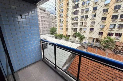 Em pleno coração de botafogo, na charmosa rua dona mariana, encontra-se um lindo apartamento de prim