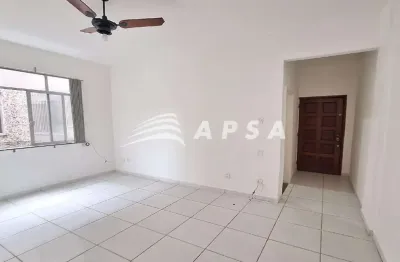Apartamento na penha, a poucos passos do brt. ao entrar, você é recebido por uma sala ampla, perfeit
