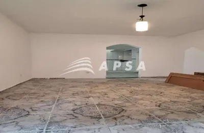 Aluga-se uma casa em dom avelar-castelo branco   casa com 96 m² 2 andares, 3 quartos, sendo 1 suíte,