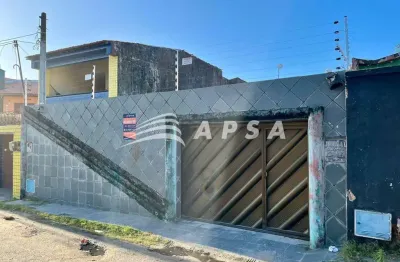 Casa plana com 200m². terreno frente 9m fundos 30m. varanda, sala de estar, sala jantar, jardim de i