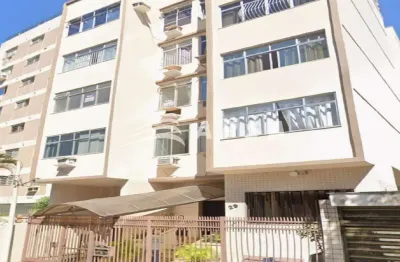 Apartamento com 2 quartos, sendo 1 com armário embutido, 1 banheiro, sala, copa e cozinha, com armár