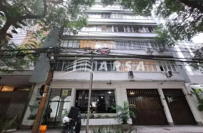 Lindo apartamento, aconchegante, ambiente super agradável, de fundos, silencioso, arejado , 80m2, na