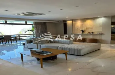 Em frente ao mar, no prestigiado endereço lúcio costa 1876, na barra da tijuca, encontra-se um apart