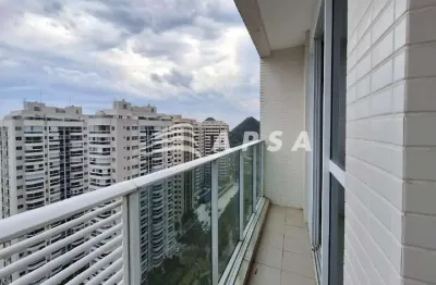 Lindo apartamento de 02 quartos - suítes, no condomínio milênio - ilha pura. com 80m², recém reforma