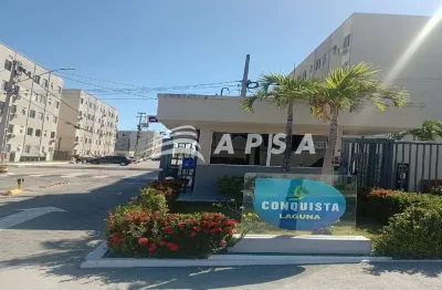 2 quartos, 1 banheiro, segundo andar (apenas uma escada), bem ventilado. condomínio com piscina, dec