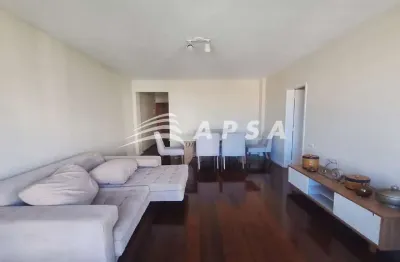 Apartamento no andaraí. imagine chegar em casa e ser recebido por uma sala ampla, com espaço de sobr