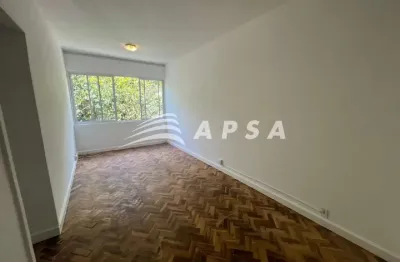 Na charmosa rua marquês de são vicente, na gávea, encontra-se um lindo apartamento que conquista já