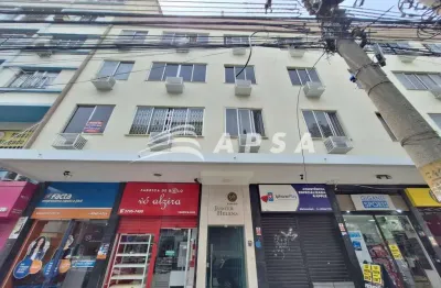 Imóvel com 55m², sala ampla, 02 quartos sendo um suíte, banheiro social,  cozinha e área de serviço.