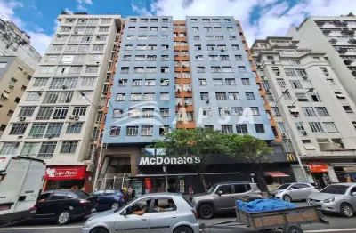 Leme, próximo ao metrô, praia, comércios variados, edifício luiz thomaz, portaria 24h,  5 minutos do