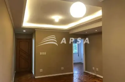 Descubra o prazer de morar no grajaú, a poucos passos da charmosa praça verdun, em um apartamento pe