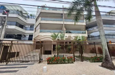 Excelente apartamento próximo à praia, amplo imóvel de 100m², em ótimo estado e com pintura nova, lo