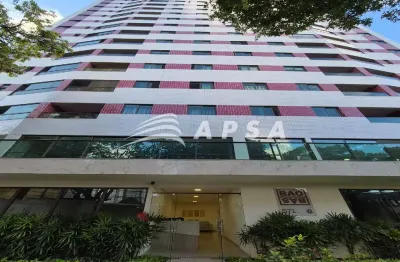 Excelente apartamento contendo 1 suites, e 3 quarto, 1banheiro social,  com 2 garagens cobertas, 64