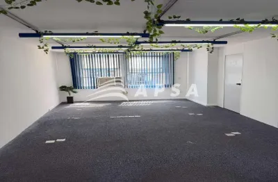 Dê o próximo passo no crescimento do seu negócio com este conjunto de salas comerciais de 130m², em