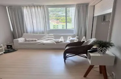 Em um dos bairros mais tradicionais do rio de janeiro, este lindo apartamento de 70m² em laranjeiras