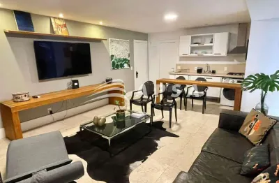 Na icônica avenida vieira souto, encontra-se um refúgio que redefine o viver bem. Com 85m² perfeitam