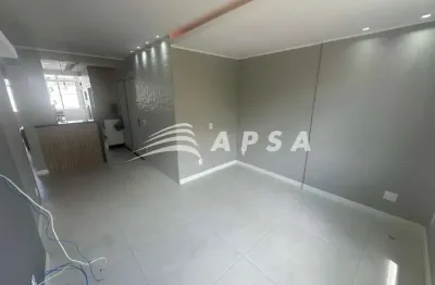 Na charmosa rua pedro américo, no coração do catete, existe um apartamento que convida a viver bem.