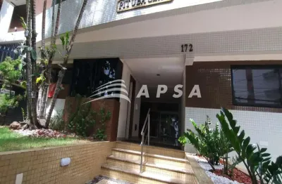 Apartamento na pituba para locação sem mobília, com excelente planta e aproximadamente 90m².  Imóvel