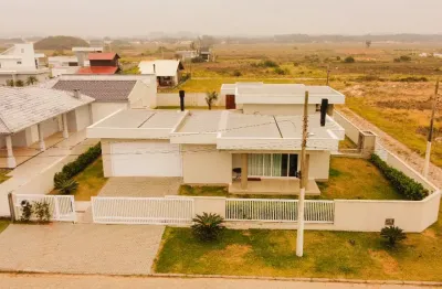Casa à venda na Rua Jaguaruna, 1, Balneário Rincão, Içara
