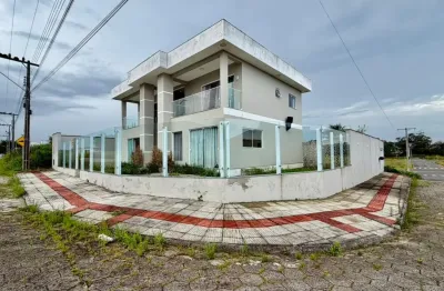 Ampla casa no bairro Primeira Linha em Criciúma - Loteamento Jardim Canela - Casa pronta para morar