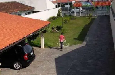 Espetacular casa com 360 m² de área construída em terreno de 660 m² 5 quartos e inúmeras possibilidades no bairro santa quitéria