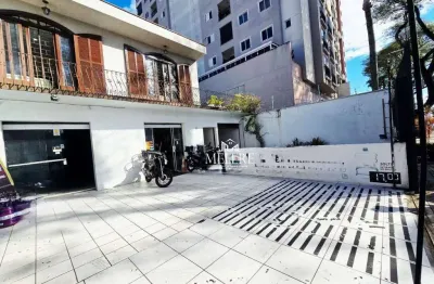 Casa com 3 dormitórios à venda, 251 m² por R$ 1.730.000,00 - Novo Mundo - Curitiba/PR