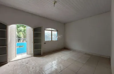 Casa com 4 quartos para alugar no Centro, Piracicaba 