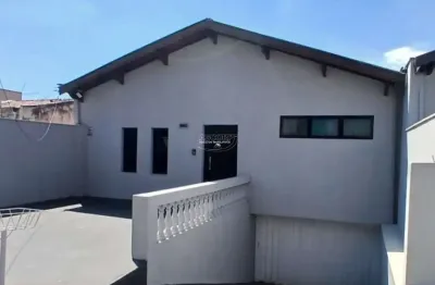 Casa comercial com 4 salas para alugar no Centro, Piracicaba 