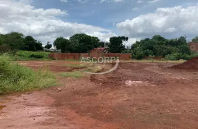 Terreno à venda na Chácara Esperia, Piracicaba 