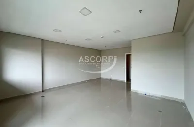 Sala comercial para alugar no Condomínio Trio Lindenberg, Cidade Jardim, Piracicaba.