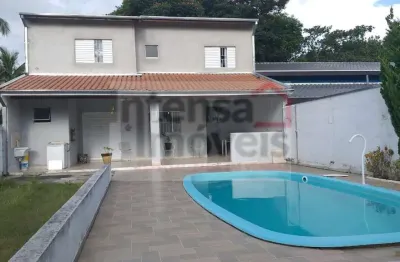 Casa com 2 quartos à venda na Rua Tipuana, 11, Vila Velha, Caçapava