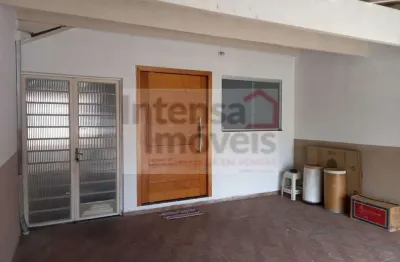 Casa com 2 quartos à venda na Avenida Branca de Neve, 376, Jardim Gurilândia, Taubaté
