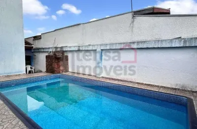 Casa com 3 quartos à venda na Rua Sebastião Aparecido da Silva, 175, Parque São Luís, Taubaté