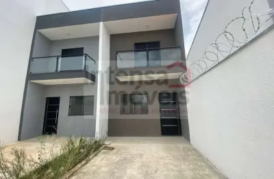 Sobrado à venda no bairro Loteamento Residencial e Comercial Flamboyant - Pindamonhangaba/SP