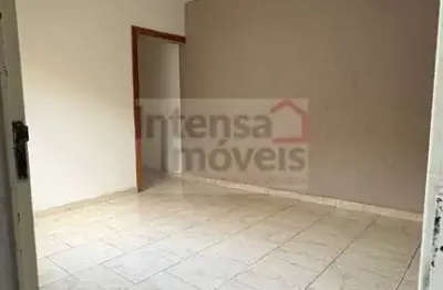 Casa com 3 quartos à venda na Avenida José Maria de Oliveira, 263, Parque Sabara, Taubaté