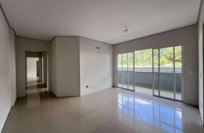 Apartamento diferenciado com 1 suíte + 2 demi suíte no bairro ressacada.