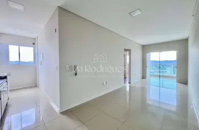 Apartamento com 2 quartos para alugar na Rua Heitor Liberato, São João, Itajaí