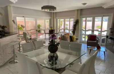 Casa com 4 quartos à venda na stuttgart, 64, córrego grande, florianópolis por r$ 3.100.000