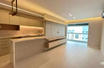 Apartamento com 3 quartos à venda na rua orlando odilio koerich, 156, estreito, florianópolis por r$ 1.790.000