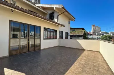 Casa com 4 quartos à venda na rua tomaz joão dos santos, 74, centro, florianópolis por r$ 1.250.000