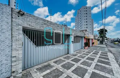 Casa com 4 quartos à venda na Avenida Lima e Silva, Lagoa Nova, Natal